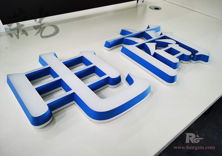 ������w������