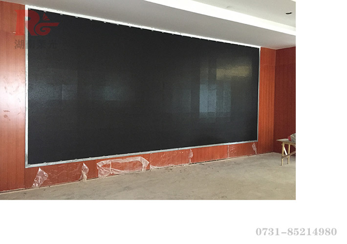 �L(zh��ng)ɳ�Ƶ����